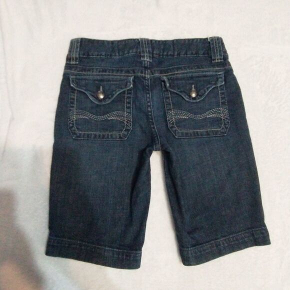 Denim shorts by Squeeze size 5/6 * - Picture 2 of 5